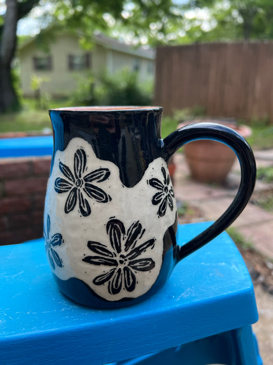Black Flower Sgraffito Mug 5