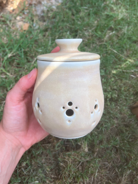 SECONDS Garlic Keeper 3